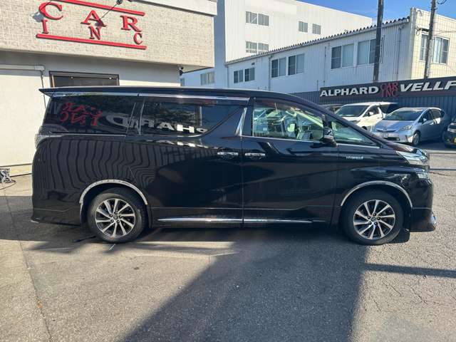 トヨタ ヴェルファイア　ハイブリッド ハイブリッド ２．５ ＺＲ Ｅ－ＦＯＵＲ ４ＷＤ H28年 (関東) 99