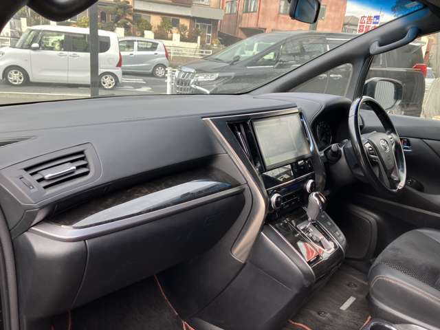 トヨタ アルファード ２．５ Ｓ Ａパッケージ タイプ ブラック H29年 (関東) 99