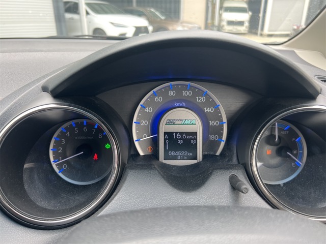 ホンダ フィット　シャトル　ハイブリッド １．３ スマートセレクション H25年 (関東) 99