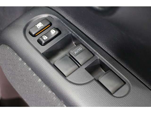 トヨタ スペイド １．５ Ｆ ジャック H26年 (関東) 99
