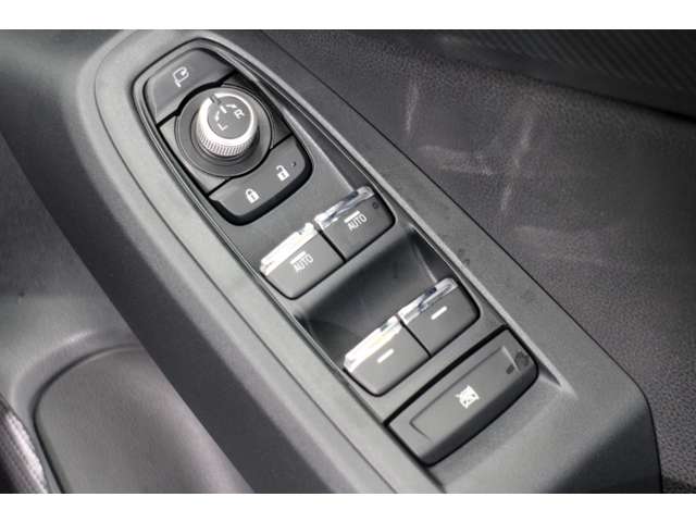 スバル クロストレック ２．０ リミテッド ４ＷＤ R5年 (関東) 99
