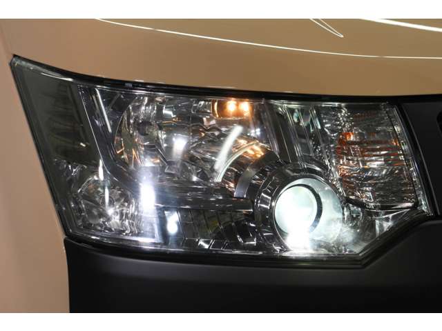 三菱 デリカ　Ｄ：５ ２．４ エクシード ＩＩ ４ＷＤ H21年 (関東) 99
