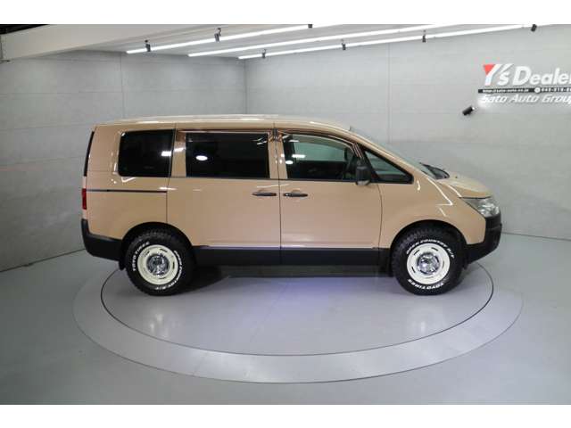 三菱 デリカ　Ｄ：５ ２．４ エクシード ＩＩ ４ＷＤ H21年 (関東) 99