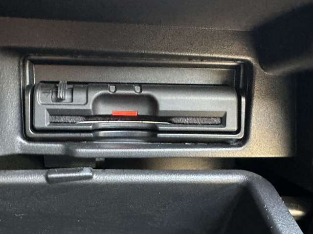 日産 セレナ １．２ Ｅ－ＰＯＷＥＲ ハイウェイスター Ｖ H30年 (関東) 99