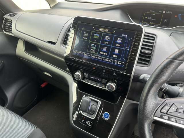 日産 セレナ １．２ Ｅ－ＰＯＷＥＲ ハイウェイスター Ｖ R1年 (関東) 99