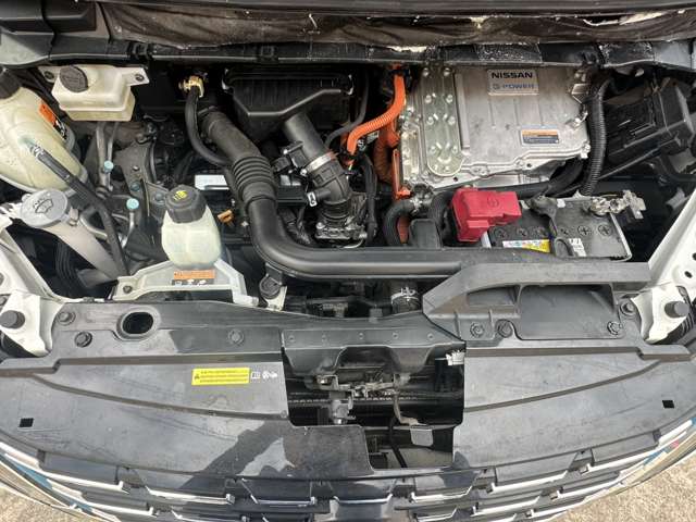 日産 セレナ １．２ Ｅ－ＰＯＷＥＲ ハイウェイスター Ｖ R1年 (関東) 99