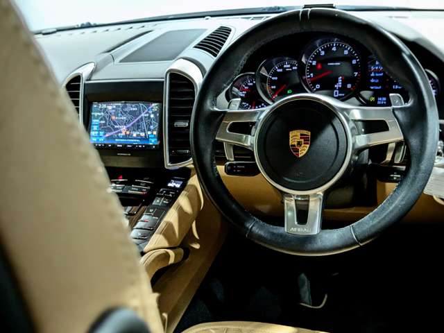 ポルシェ カイエン プラチナエディション ティプトロニックＳ ４ＷＤ H26年 (関東) 99