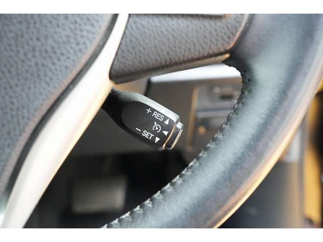 トヨタ ノア １．８ ハイブリッド ＳＩ ＷＸＢＩＩ R2年 (関東) 99