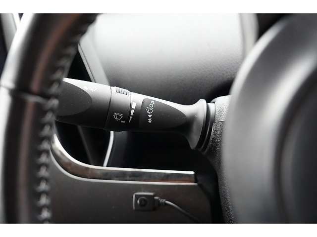 トヨタ プリウスＰＨＶ １．８ Ｓ ナビパッケージ ＧＲ スポーツ R1年 (関東) 99