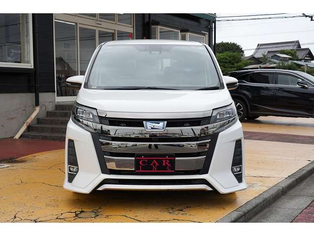 トヨタ ノア １．８ ハイブリッド ＳＩ ＷＸＢ H29年 (関東) 99