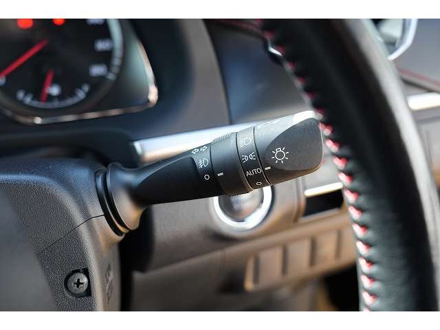 トヨタ ハリアー ２．０ ターボ プレミアム H29年 (関東) 99
