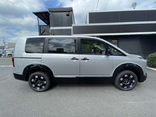三菱 デリカ　Ｄ：５ ２．２ Ｐ ディーゼルターボ ４ＷＤ R8年 (関東) 99