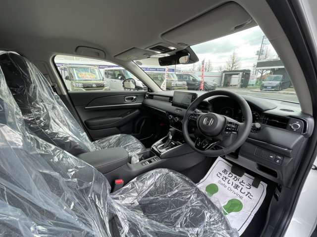 ホンダ ヴェゼル １．５ Ｅ：ＨＥＶ Ｚ R8年 (関東) 99