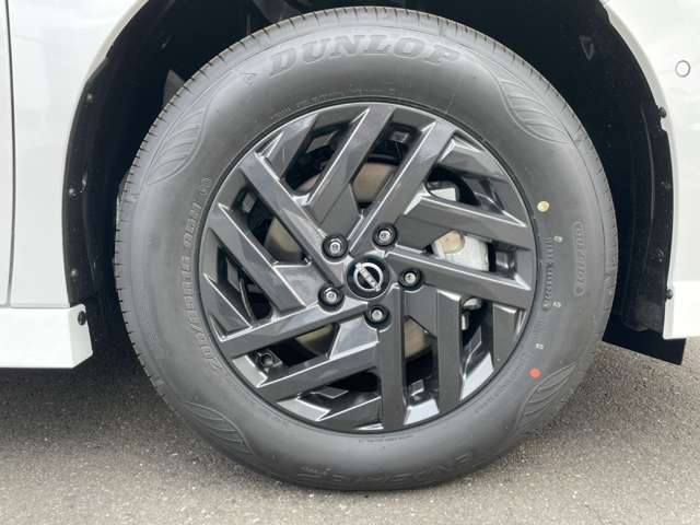 日産 セレナ １．４ Ｅ－ＰＯＷＥＲ ハイウェイスターＶ ＮＩＳＳＡＮＣＯＮＮＥＣＴインフォテインメントシステム装着車 R8年 (関東) 99