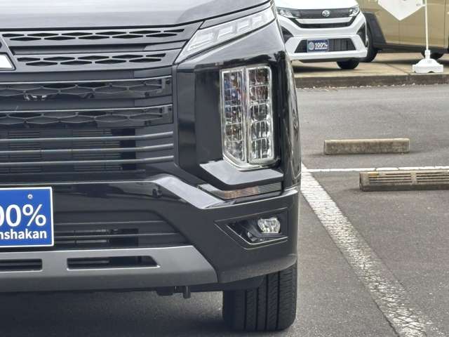 三菱 デリカ　Ｄ：５ ２．２ シャモニー 電動サイドステップ非装着車 ディーゼルターボ ４ＷＤ R7年 (関東) 99