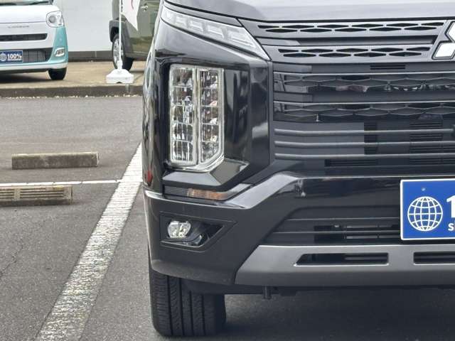 三菱 デリカ　Ｄ：５ ２．２ シャモニー 電動サイドステップ非装着車 ディーゼルターボ ４ＷＤ R7年 (関東) 99