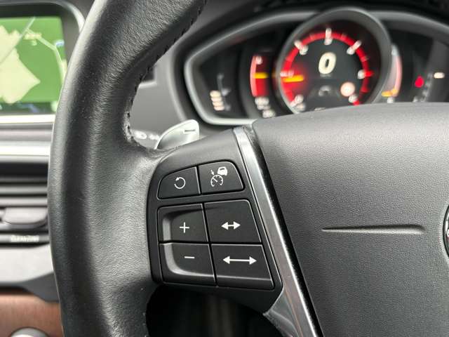 ボルボ Ｖ４０ Ｄ４ インスクリプション ディーゼルターボ H29年 (関東) 99