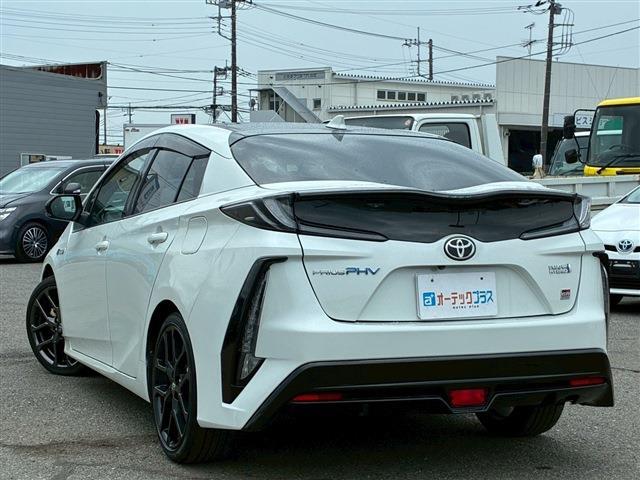 トヨタ プリウスＰＨＶ １．８ Ｓ ナビパッケージ ＧＲ スポーツ H30年 (関東) 99