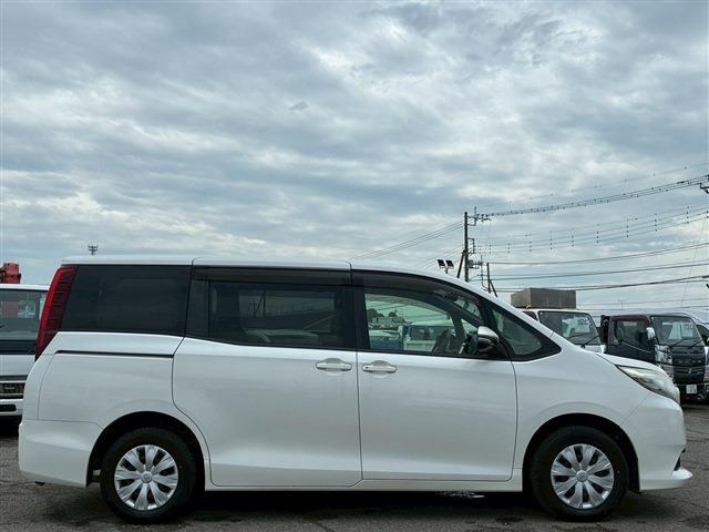 トヨタ ノア ２．０ Ｘ ウェルキャブ スロープタイプＩ 車イス１脚仕様車 H27年 (関東) 99