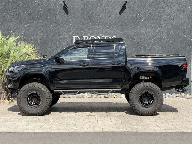 トヨタ ハイラックス ２．４ Ｚ ＧＲスポーツ ディーゼルターボ ４ＷＤ R5年 (関東) 99