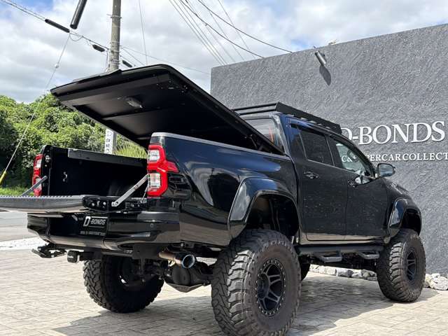 トヨタ ハイラックス ２．４ Ｚ ＧＲスポーツ ディーゼルターボ ４ＷＤ R5年 (関東) 99