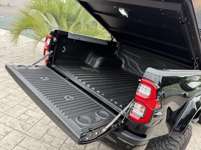 トヨタ ハイラックス ２．４ Ｚ ＧＲスポーツ ディーゼルターボ ４ＷＤ R5年 (関東) 99