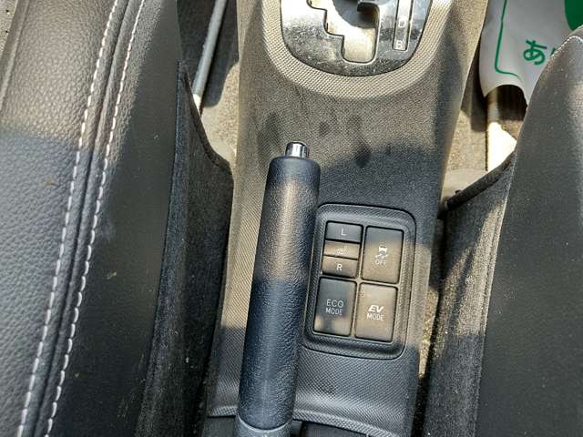 トヨタ アクア １．５ Ｇ Ｇ'Ｓ H27年 (関東) 99