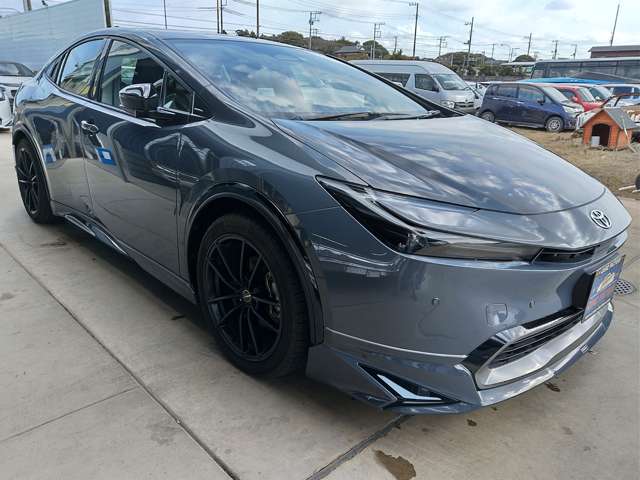 トヨタ プリウス ２．０ Ｚ R5年 (関東) 99
