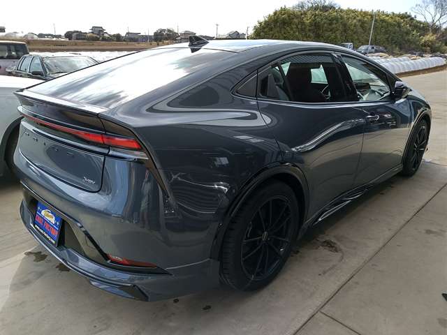 トヨタ プリウス ２．０ Ｚ R5年 (関東) 99