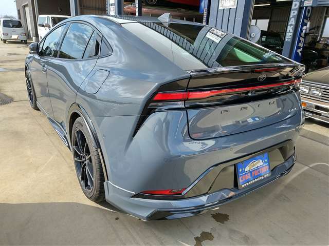 トヨタ プリウス ２．０ Ｚ R5年 (関東) 99