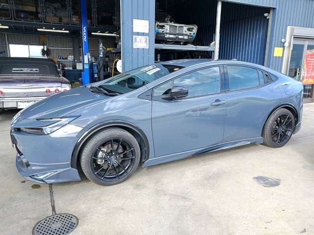 トヨタ プリウス ２．０ Ｚ R5年 (関東) 99