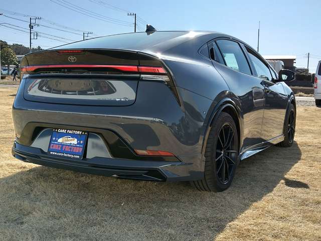 トヨタ プリウス ２．０ Ｚ R5年 (関東) 99