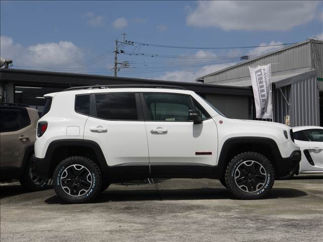 ジープ レネゲード トレイルホーク ４ＷＤ H28年 (九州・沖縄) 99