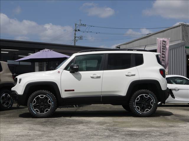 ジープ レネゲード トレイルホーク ４ＷＤ H28年 (九州・沖縄) 99