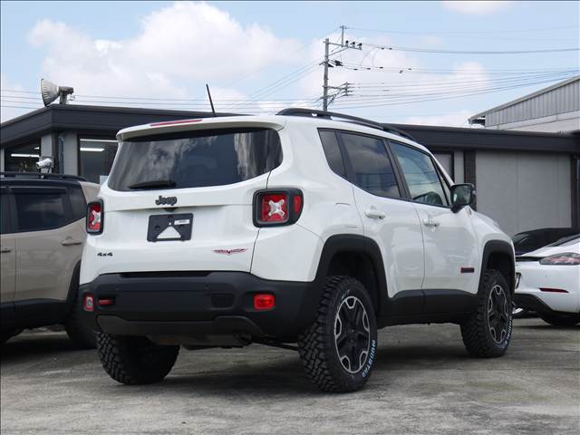 ジープ レネゲード トレイルホーク ４ＷＤ H28年 (九州・沖縄) 99