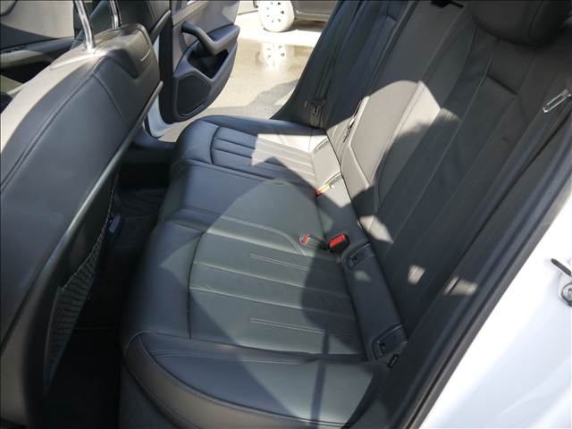 アウディ Ａ４ ２．０ ＴＦＳＩ クワトロ ４ＷＤ H29年 (九州・沖縄) 99