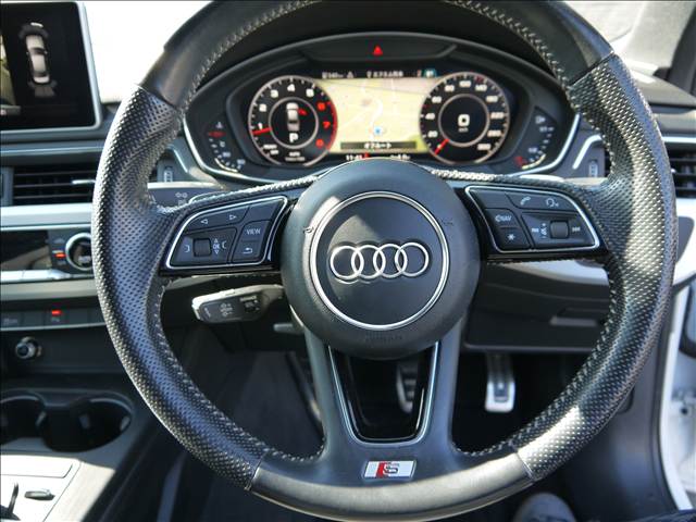 アウディ Ａ４ ２．０ ＴＦＳＩ Ｓラインパッケージ H28年 (九州・沖縄) 99