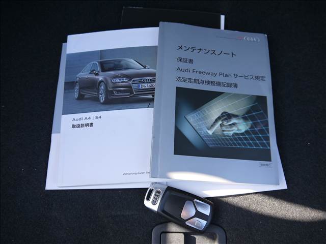 アウディ Ａ４ ２．０ ＴＦＳＩ Ｓラインパッケージ H28年 (九州・沖縄) 99