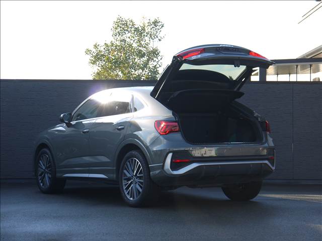 アウディ Ｑ３　スポーツバック ３５ ＴＤＩ クワトロ Ｓライン ディーゼルターボ ４ＷＤ R3年 (九州・沖縄) 99