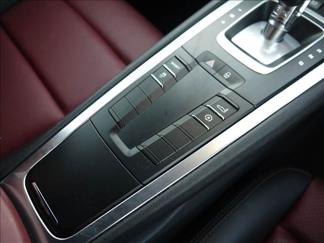 ポルシェ ７１８ケイマン ＰＤＫ H29年 (九州・沖縄) 99