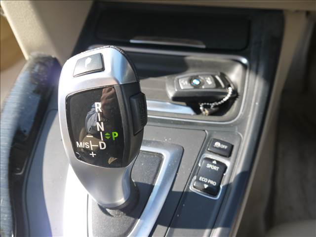 ＢＭＷ ３シリーズ ３２８Ｉ ラグジュアリー H26年 (九州・沖縄) 99