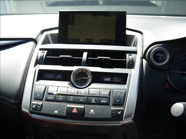 レクサス ＮＸ３００ｈ Ｉパッケージ H29年 (九州・沖縄) 99
