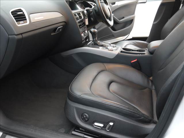アウディ Ａ４　オールロード　クワトロ ２．０ ＴＦＳＩ ４ＷＤ H26年 (九州・沖縄) 99