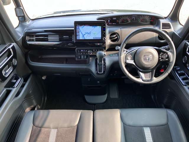 ホンダ Ｎ　ＢＯＸ カスタム ６６０ Ｌ ターボ R3年 (九州・沖縄) 99