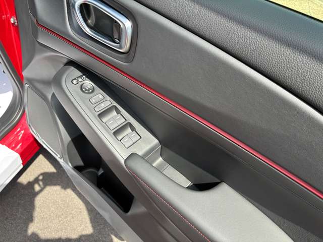 ホンダ ヴェゼル １．５ Ｅ：ＨＥＶ ＲＳ R8年 (甲信越・北陸) 99