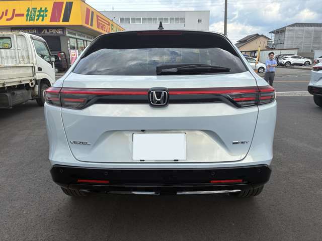 ホンダ ヴェゼル １．５ Ｅ：ＨＥＶ Ｚ プレイパッケージ R8年 (甲信越・北陸) 99