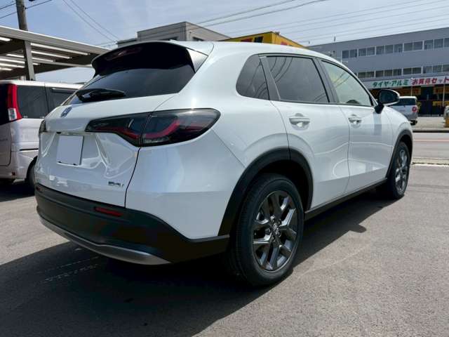 ホンダ ＺＲ－Ｖ ２．０ Ｅ：ＨＥＶ Ｘ R8年 (甲信越・北陸) 99