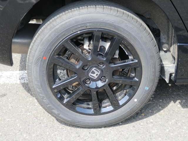 ホンダ フィット　ハイブリッド １．５ Ｅ：ＨＥＶ ホーム ブラックスタイル ４ＷＤ R6年 (甲信越・北陸) 99