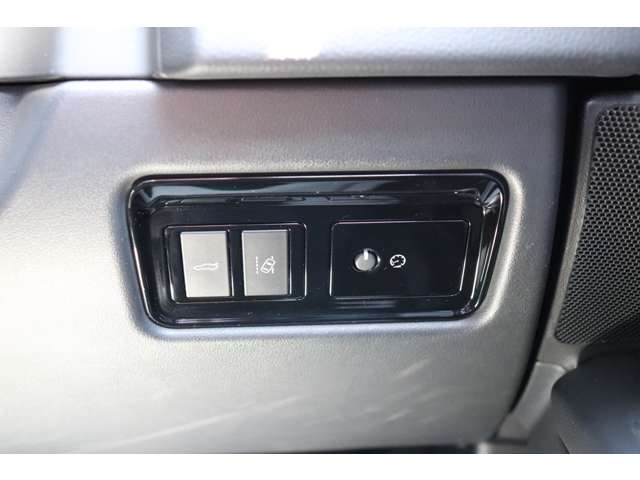 ジャガー ＸＦ ピュア ２．０Ｌ Ｐ２００ R2年 (甲信越・北陸) 99