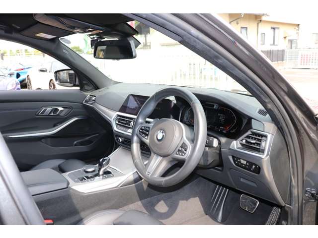 ＢＭＷ ３シリーズ ３２０ｉ　Ｍスポーツ R1年 (甲信越・北陸) 99